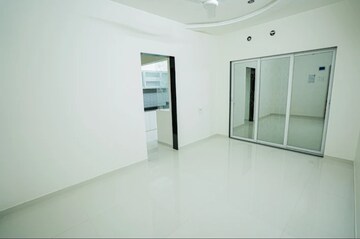 Room in 1 BHK Apartment at Imperial Splendora, Vasai East – for Rent