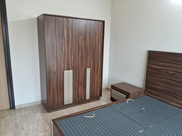 Room in 2 BHK Apartment at LnT Veridian, Powai – for Rent