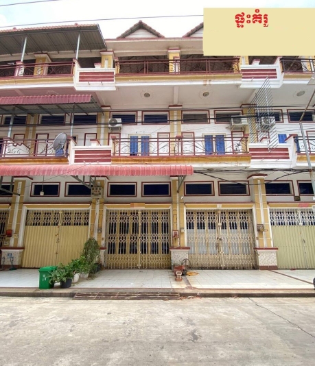 4 BHK + Pooja Room,Servant Room,Study Room,Extra Room Villa For Sale in Cs Square Yards Of Happin