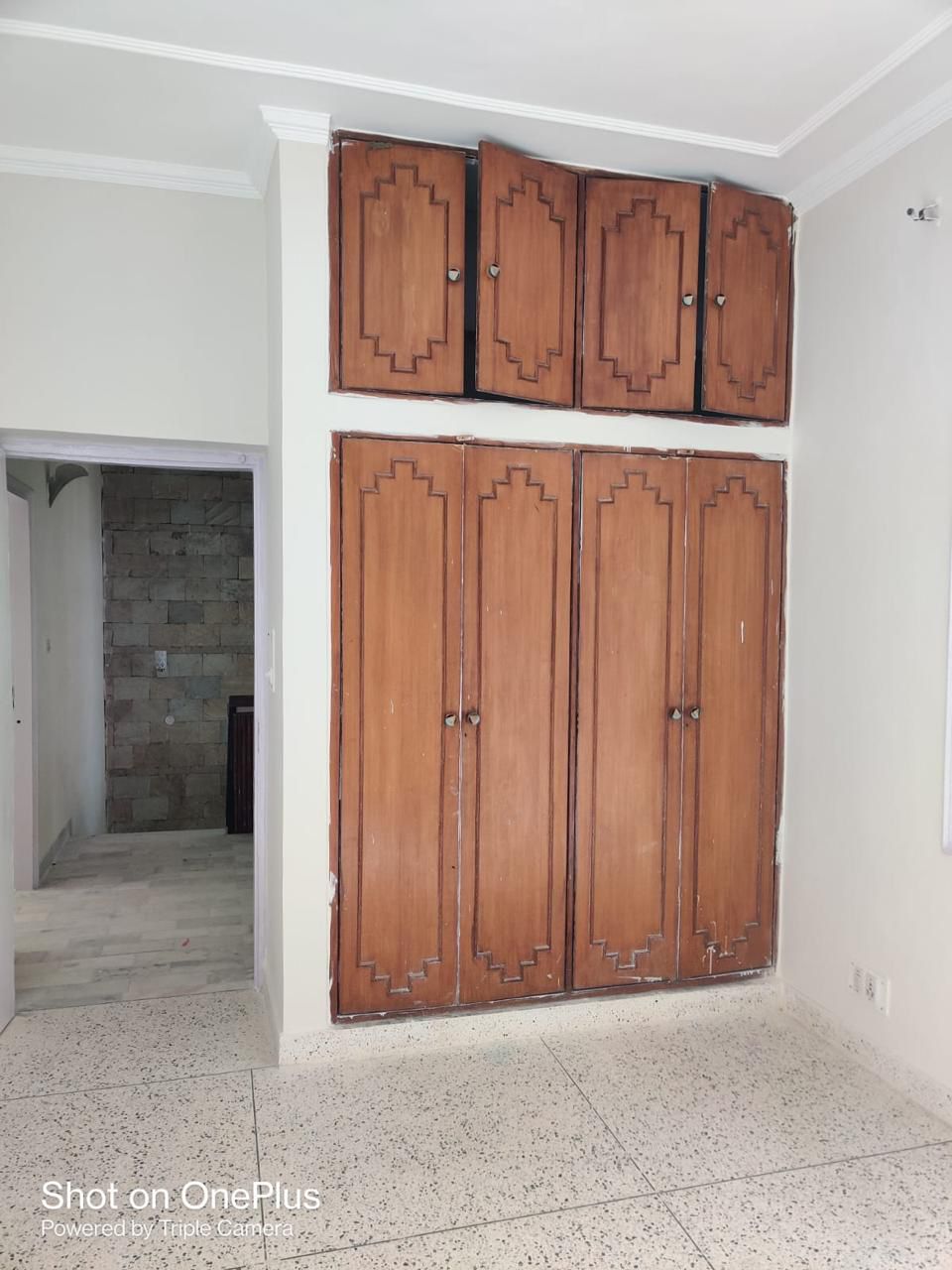 3.5 BHK + Servant Room 300 Sq.Yd. Builder Floor in Ansal Sushant Lok I