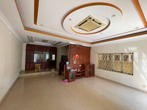 Parking in 4 BHK Villa at Sarjapur – for Sale