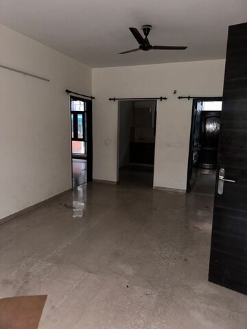 Room in 3 BHK Builder Floor at Omaxe New Chandigarh, North Mullanpur – for Rent