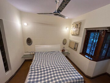 Bedroom in 4 BHK Apartment at Payal CHS Varsova, Versova – for Rent