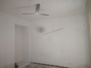 Room in 2 BHK Apartment at Paras Tierea, Sector 137 – for Sale