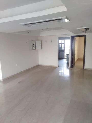 Room in 3.5 BHK Apartment at ATS Triumph, Sector 104 – for Sale