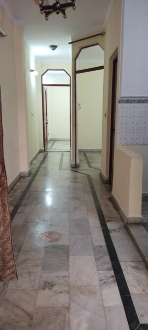 Building Lobby in 2 BHK Builder Floor at Mayur Vihar Phase 1 – for Sale