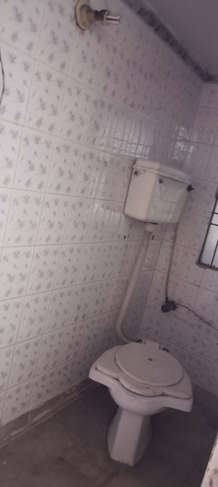 Bathroom, mayur vihar phase 1 2 Bedroom 750 Sq.Ft. Builder Floor In Mayur Vihar Phase 1 Delhi 9150847