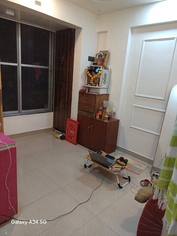 Room in 2 BHK Apartment at Kopar Khairane – for Sale