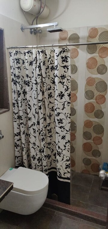 Bathroom in 3 BHK Apartment at Hiranandani Estate – for Rent
