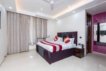 Bedroom in 4 BHK Apartment at Dhoot Time Residency, Sector 63 – for Rent