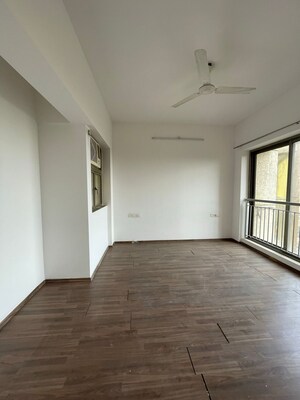 Room in 3 BHK Apartment at Lodha Splendora, Ghodbunder Road – for Sale