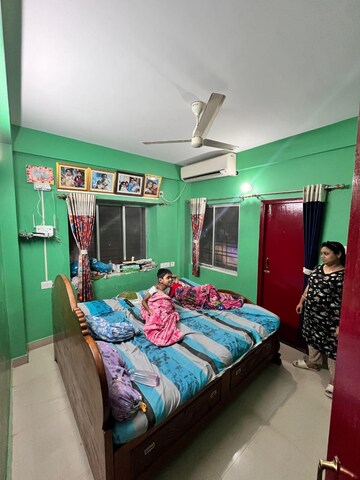 Bedroom in 3 BHK Builder Floor at New Alipore – for Sale