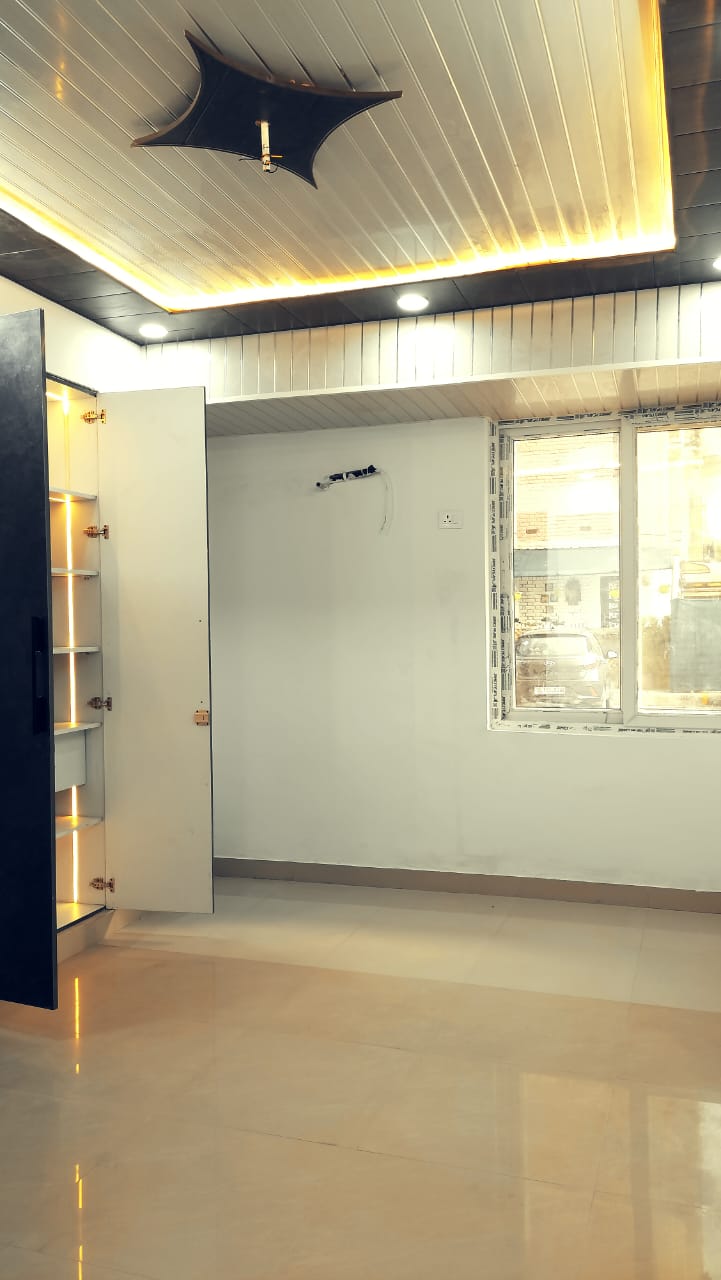 2 BHK Apartment For Rent in E-1 Vasant Kunj South Del