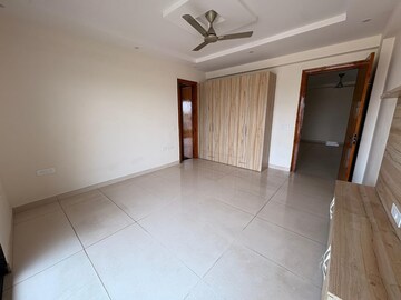 Room in 3 BHK Apartment at Godrej Meridien, Sector 106 – for Rent