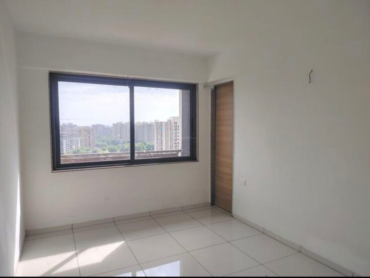 Room, ghuma 3 Bedroom 1500 Sq.Ft. Apartment In Ghuma Ahmedabad 9151083