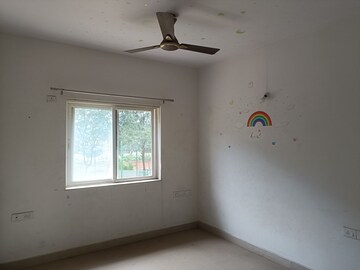 Room in 3.5 BHK Apartment at Prestige Kensington Gardens, Jalahalli – for Rent