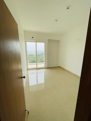 Room in 3 BHK Apartment at ABA Cherry County, Tech Zone 4 Greater Noida – for Sale