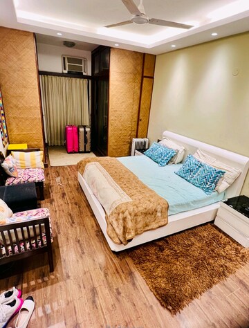 Bedroom in 3 BHK Builder Floor at Greater Kailash ii – for Rent