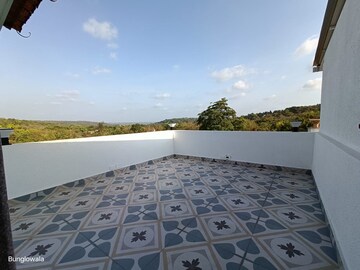 Swimming Pool in 4 BHK Villa at Porvorim – for Rent