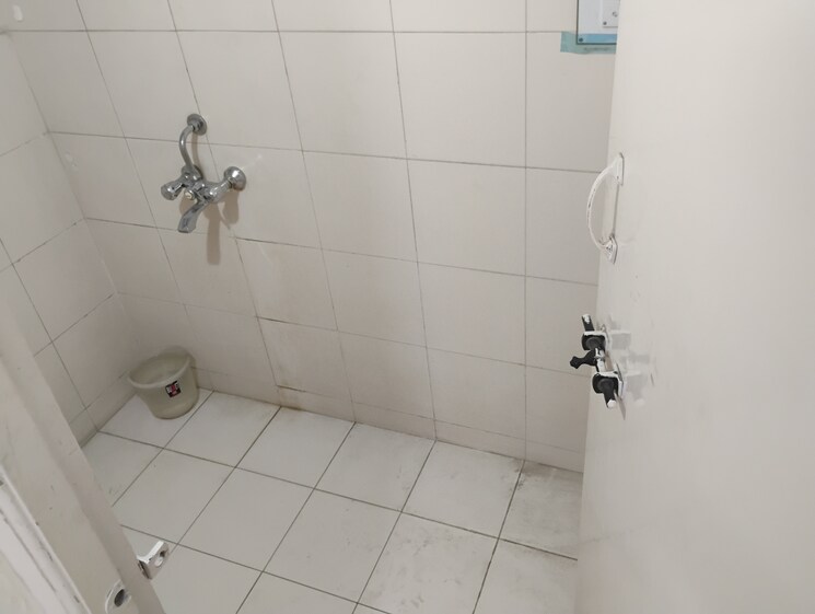 Bathroom, bhansali-campus 1 Bedroom 628 Sq.Ft. Apartment In Sinhagad Road Pune 9151161