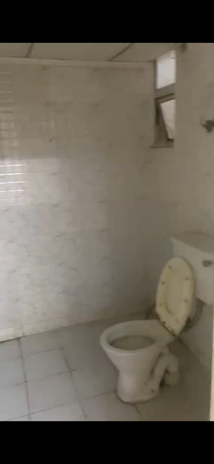 Bathroom, gaur-city-1st-avenue 3 Bedroom 1470 Sq.Ft. Apartment In Sector 4 Greater Noida Greater Noida 9151168