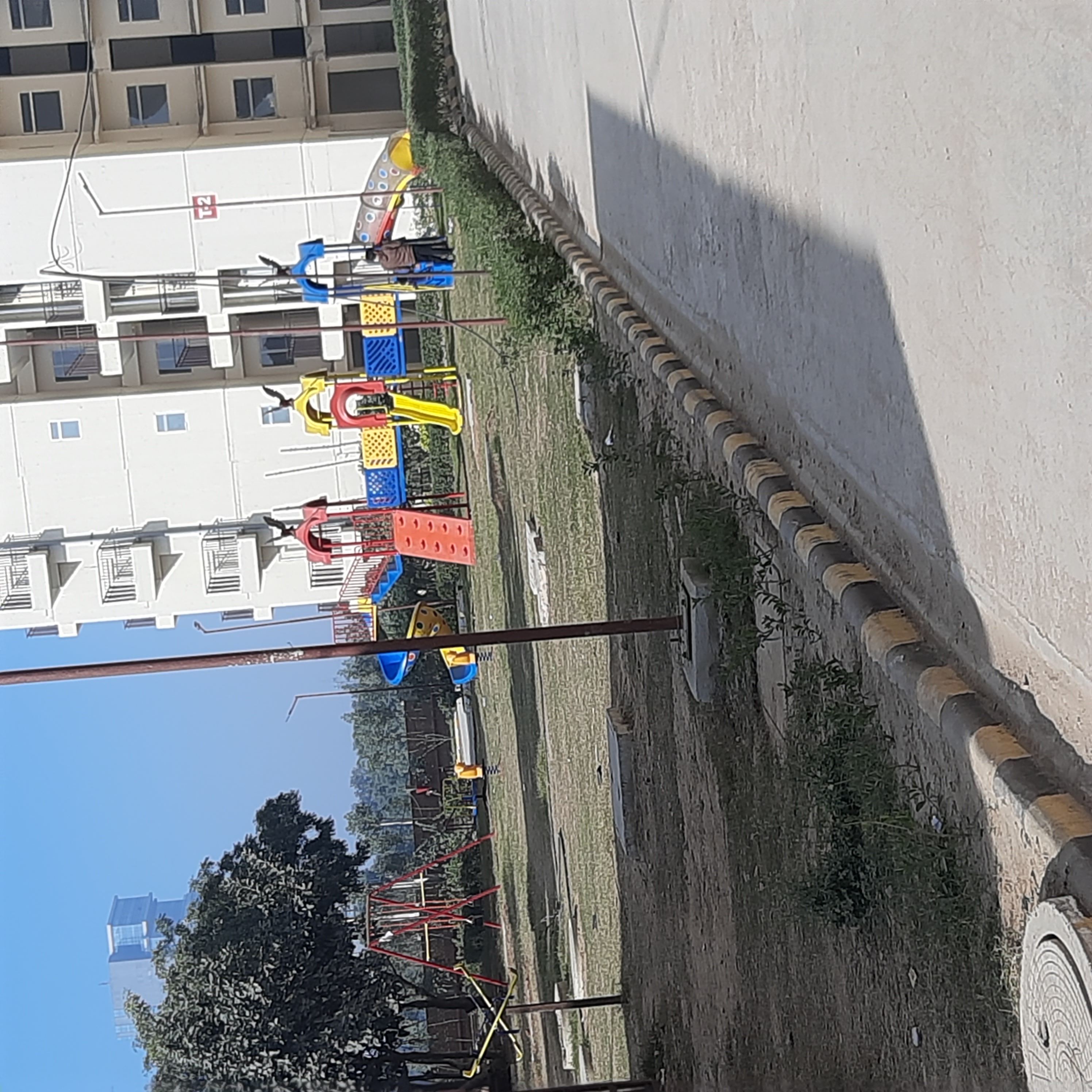 2 BHK Apartment For Sale in Pivotal Paradise