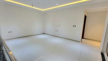 Room in 4 BHK Villa at Kapra – for Sale