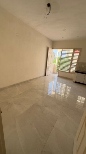 Room in 1 BHK Apartment at Sector 115 – for Sale