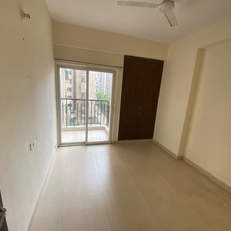 2 BHK + Study Room Apartment For Rent in Aims Golf Avenue II