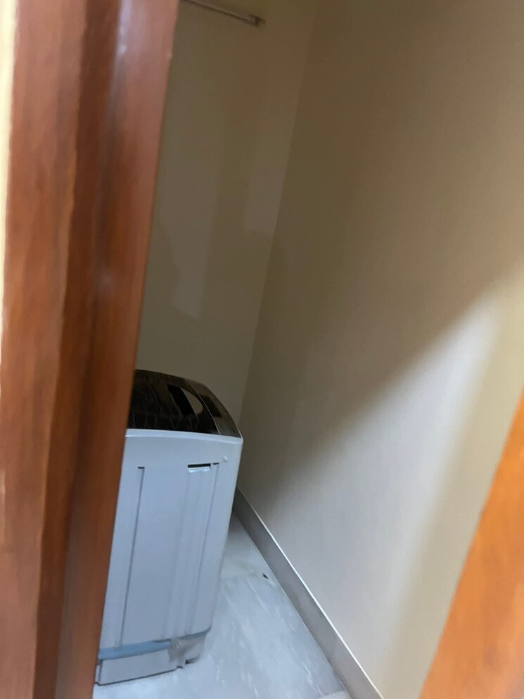 undefined, freedom fighters enclave 2 Bedroom 1800 Sq.Ft. Builder Floor In Freedom Fighters Enclave Delhi 9151239