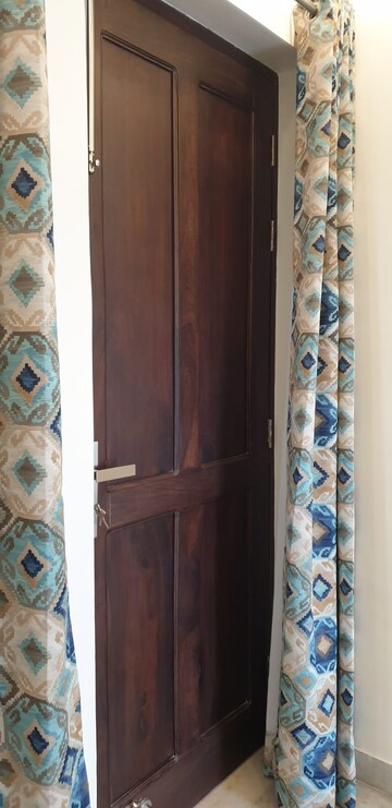 Furnished Amenities in 2 BHK Independent House at Sector 4 – for Rent