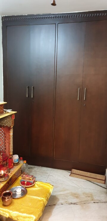 Furnished Amenities in 2 BHK Independent House at Sector 4 – for Rent