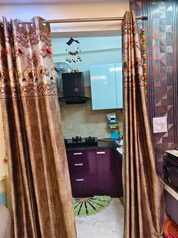 Gym, freedom fighters enclave 2 Bedroom 1100 Sq.Ft. Builder Floor In Freedom Fighters Enclave Delhi 9151296