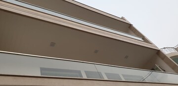 Furnished Amenities in 2 BHK Independent House at Sector 4 – for Rent