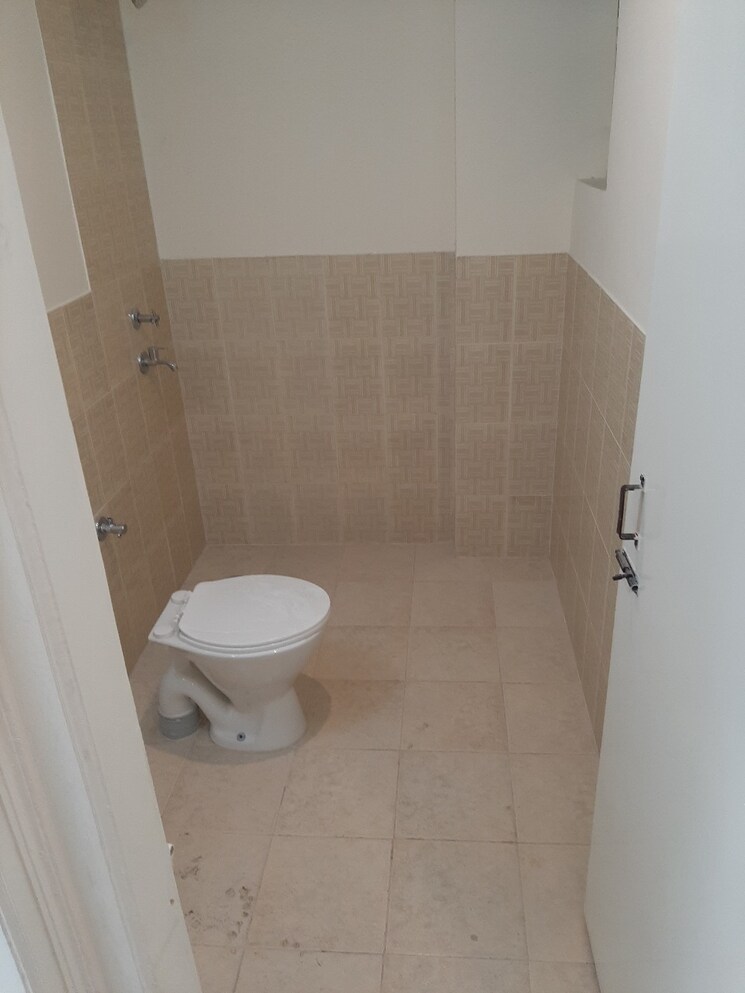 Bathroom, sector 4 2 Bedroom 1428 Sq.Ft. Independent House In Sector 4 Gurgaon 9151303