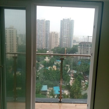 Room in 2 BHK Apartment at Unnat Nagar CHS, Goregaon West – for Rent