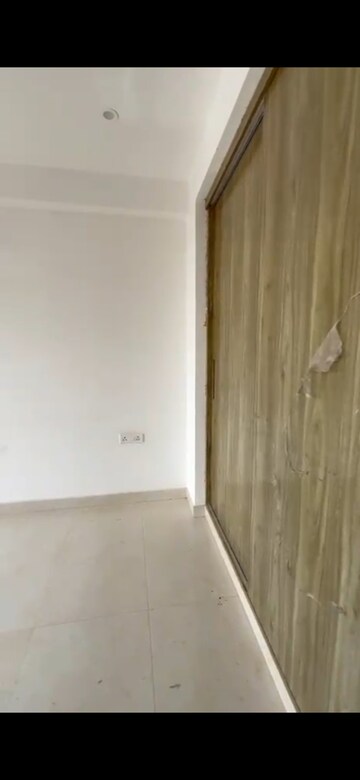 Balcony in 3 BHK Apartment at BPTP Amstoria, Sector 102 – for Rent