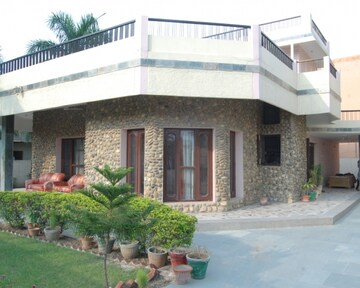 2 BHK Independent House – Exterior View View at Sector 4 - for Rent