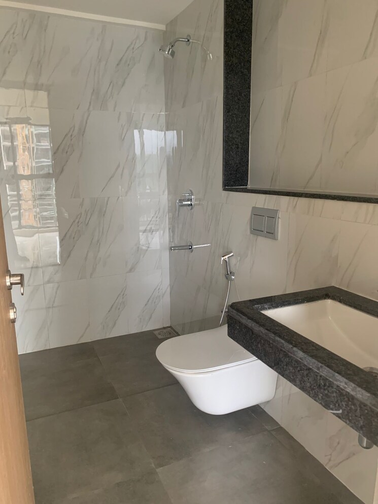 Bathroom, lodha-woods 2 Bedroom 659 Sq.Ft. Apartment In Kandivali East Mumbai 9151316