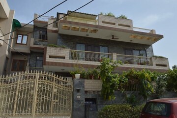 2 BHK Independent House – Exterior View View at Sector 4 - for Rent