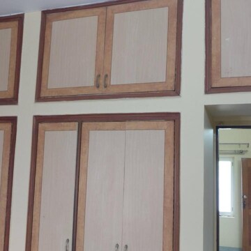 Room in 2 BHK Apartment at Shatabdi Vihar, Sector 52 – for Rent