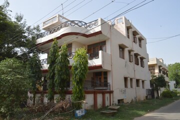 2 BHK Independent House For Rent in Sector 4