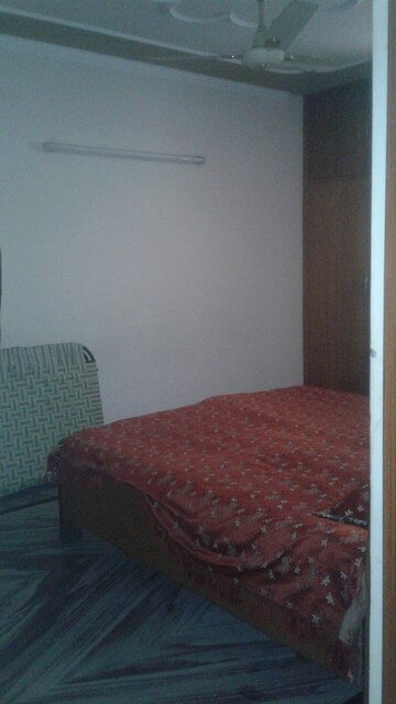 Bedroom in 6 BHK Independent House at Sector 31 – for Sale