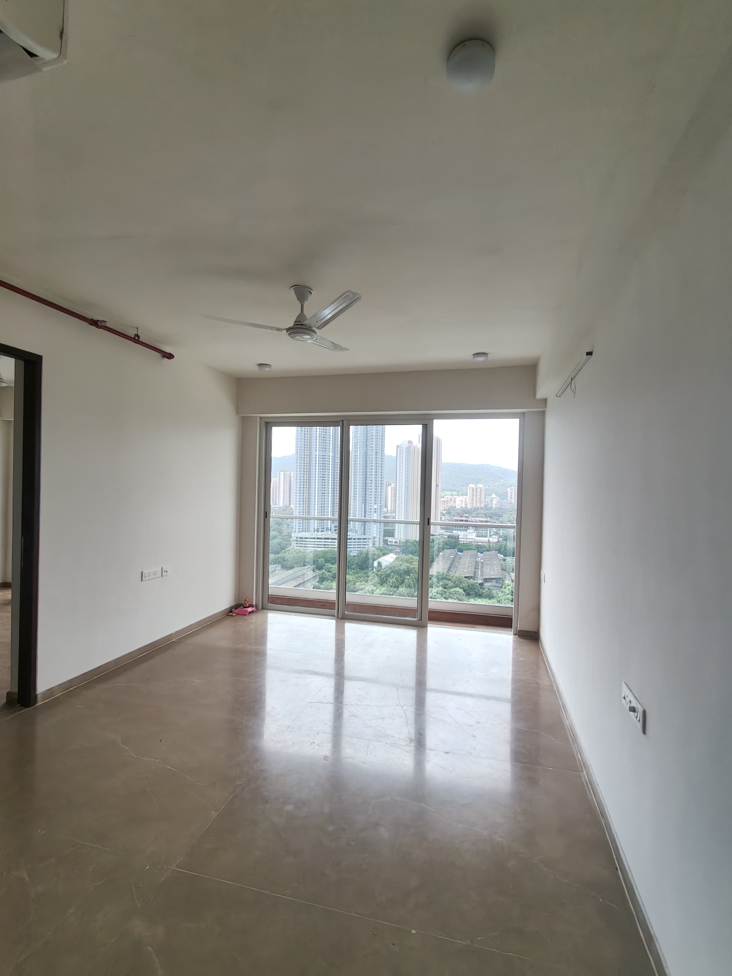 1 BHK + Extra Room Apartment For Rent in Indiabulls One Indiabulls