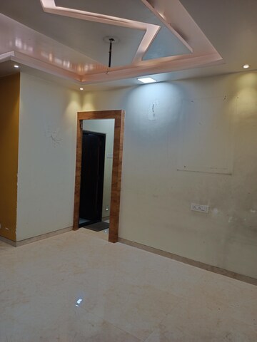 Room in 2 BHK Apartment at Shree Ganesh Apartments Kharghar, Kharghar – for Rent