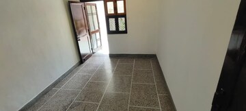 Room in 3 BHK Independent House at Sector 4 – for Rent