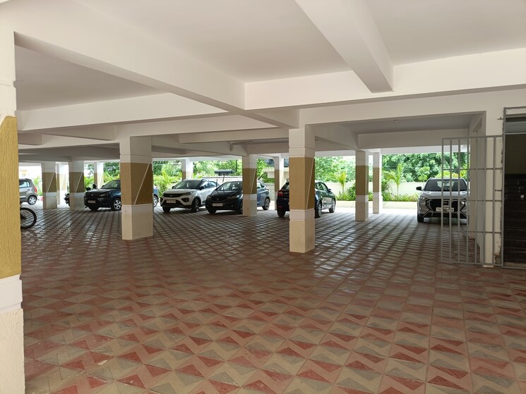  Parking, hafeezpet 2 Bedroom 1275 Sq.Ft. Apartment In Hafeezpet Hyderabad 9151383
