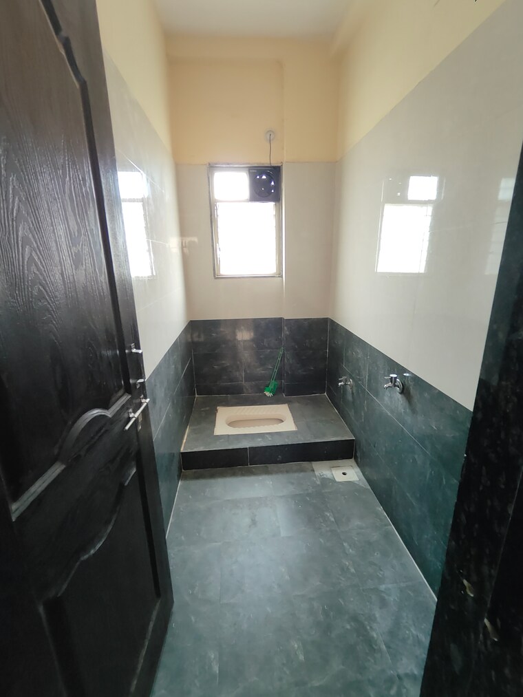 Bathroom, wadgaon sheri 1 Bedroom 600 Sq.Ft. Independent House In Wadgaon Sheri Pune 9151396