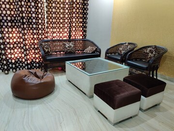 Living Room in 3 BHK Independent House at Sector 4 – for Rent