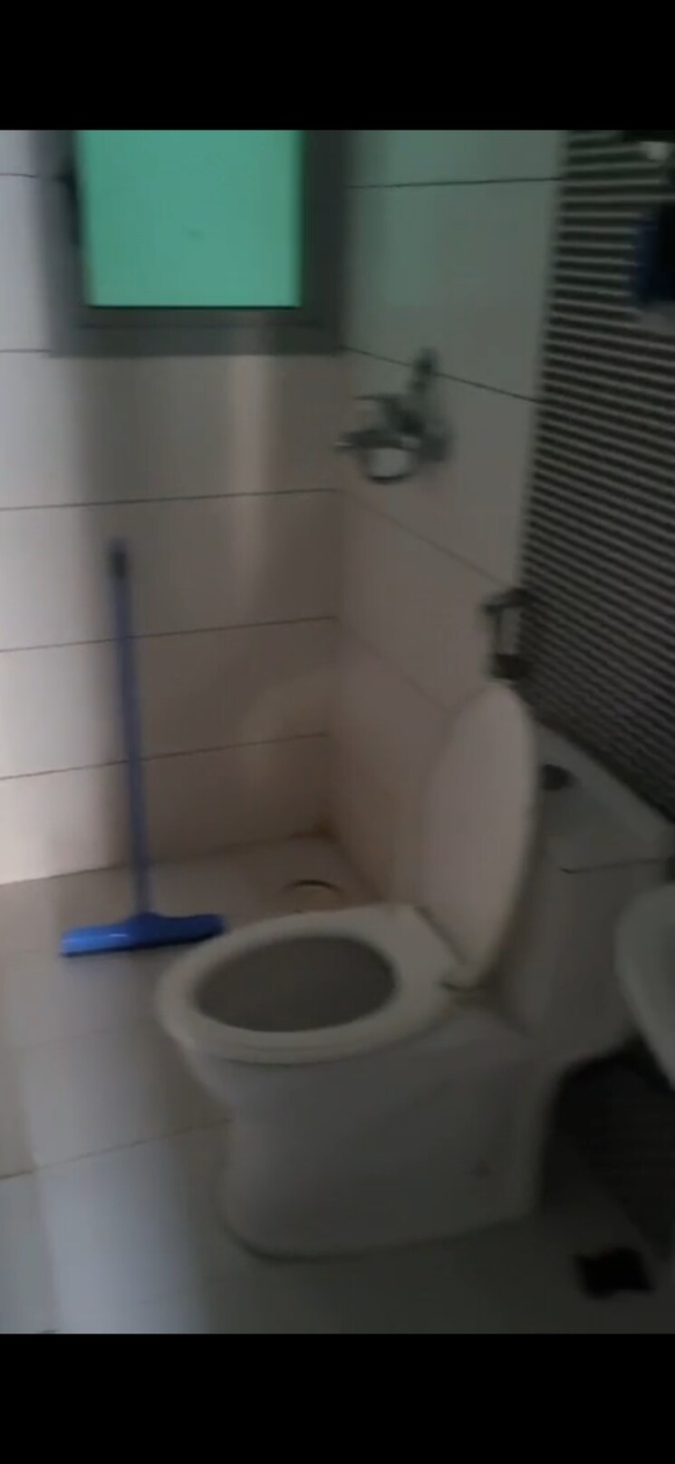 Bathroom, gulshan-bellina 2 Bedroom 1020 Sq.Ft. Apartment In Sector 16 Greater Noida Greater Noida 9151403